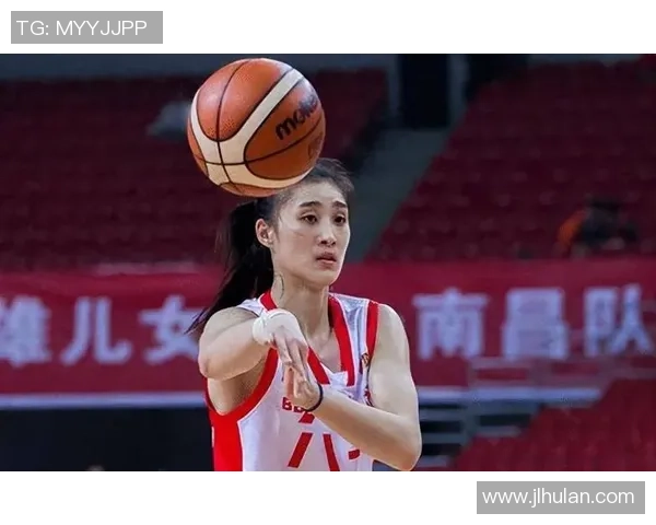 成都网球队灵活性引发热议球员表现与战术调整成焦点